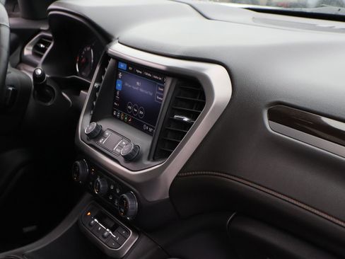 Used 2023 GMC Acadia AT4 w/ Technology Package AWD/4WD image 7