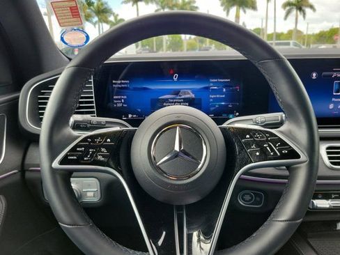 Used 2025 Mercedes-Benz GLE 350 4MATIC image 19