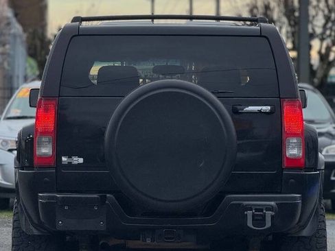 Used 2007 HUMMER H3 w/ Chrome Appearance Package image 15