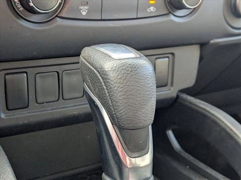 Used 2022 Nissan Frontier S image 10