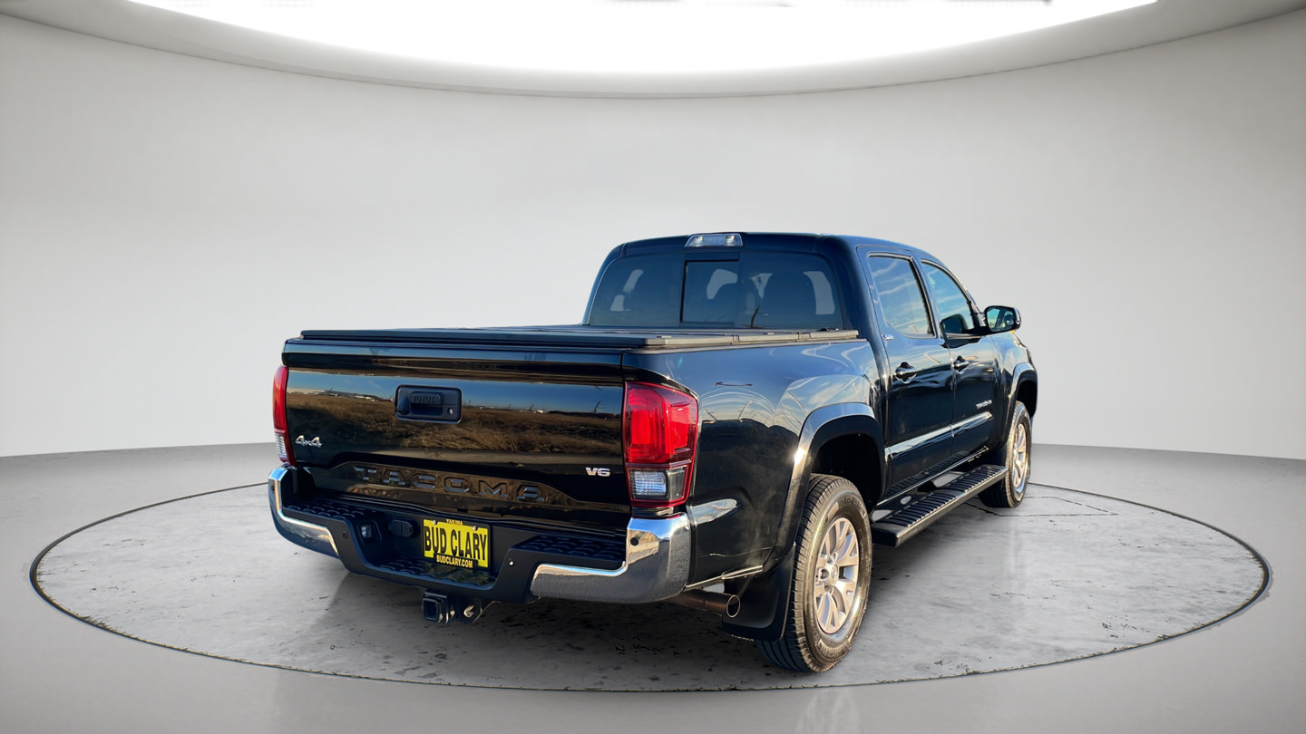 Certified 2019 Toyota Tacoma SR5 AWD/4WD image 3