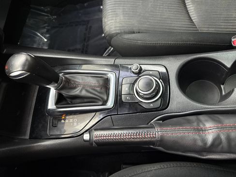 Used 2016 MAZDA MAZDA3 i Touring FWD image 29
