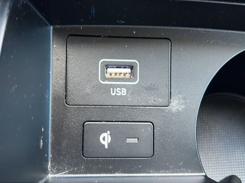 Used 2023 Hyundai Santa Fe SEL FWD image 18