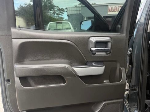 Used 2018 Chevrolet Silverado 1500 LT w/ All Star Edition image 19