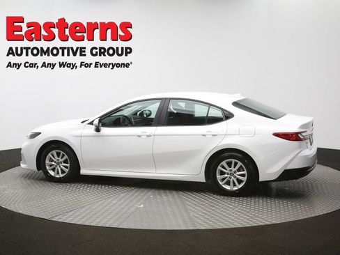 Used 2025 Toyota Camry LE FWD image 63