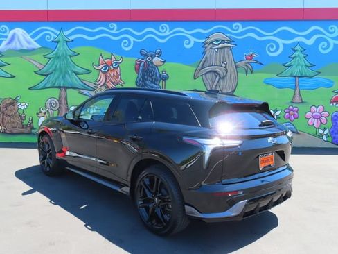 Certified 2026 Chevrolet Blazer EV SS w/ LPO, Blackout Package AWD/4WD image 7