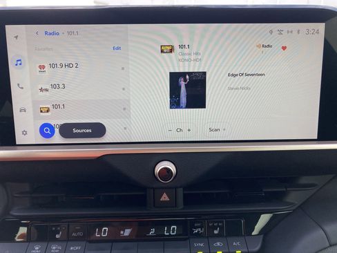 Used 2023 Toyota Crown XLE image 12