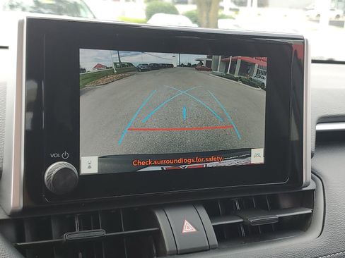 Certified 2024 Toyota RAV4 LE AWD/4WD image 27