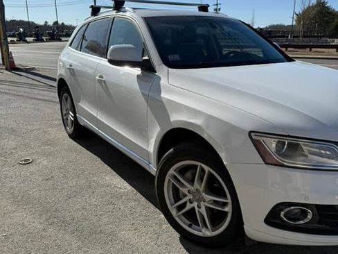 Used 2014 Audi Q5 2.0T Premium Plus w/ Premium Plus Package image 4