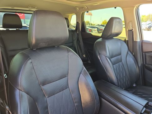 Used 2023 Nissan Rogue Platinum w/ Platinum Premium Package image 32