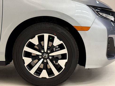 New 2026 Honda Odyssey EX-L image 6