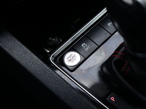 Used 2016 Volkswagen Jetta GLI SE image 19