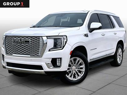 Used 2022 GMC Yukon SLT w/ SLT Premium Package