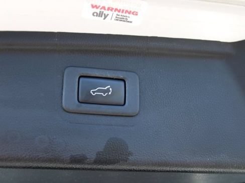 Used 2019 Subaru Outback 2.5i Premium AWD/4WD image 28