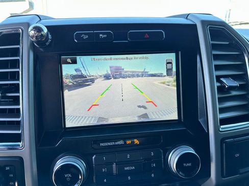 Used 2015 Ford F150 Lariat w/ Equipment Group 501A Mid image 20