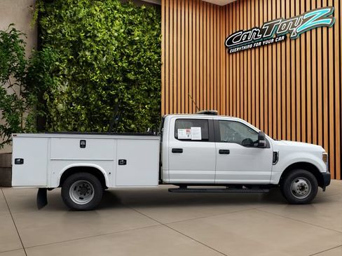 Used 2018 Ford F350 XL w/ Power Equipment Group RWD image 20