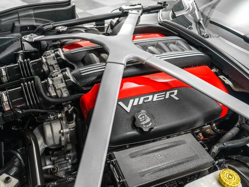 Used 2016 Dodge Viper GTC w/ Time Attack Group 2.0 RWD image 12