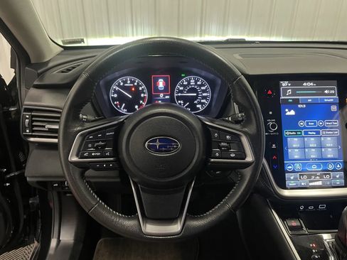 Used 2024 Subaru Outback Premium AWD/4WD image 18