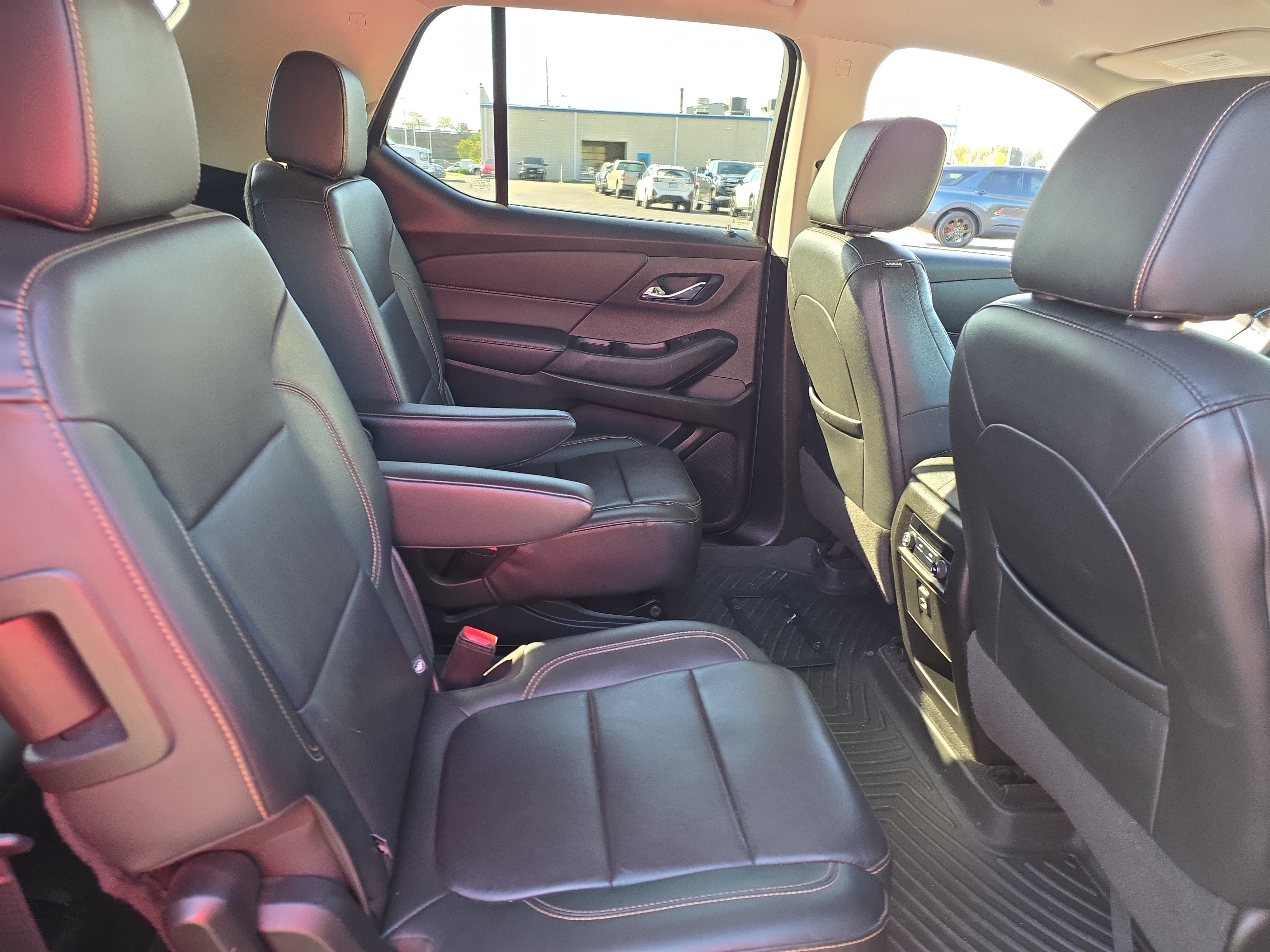 Used 2020 Chevrolet Traverse LT AWD/4WD image 10