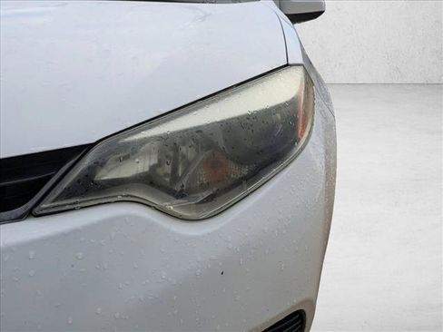 Used 2016 Toyota Corolla LE image 5