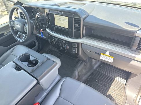 New 2026 Ford F350 XL w/ XL Chrome Package RWD image 29
