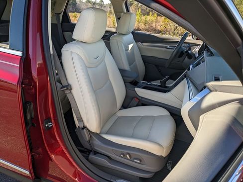 Used 2023 Cadillac XT5 Premium Luxury FWD image 52