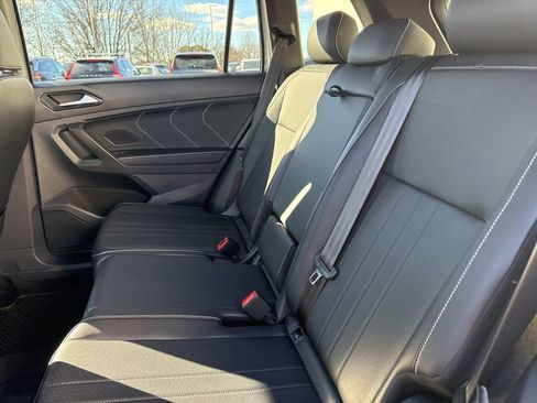 Certified 2024 Volkswagen Tiguan SE R-Line image 13