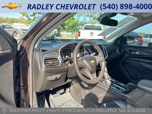 Used 2020 Chevrolet Equinox Premier image 7