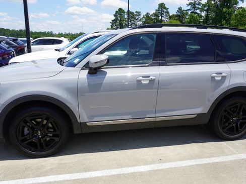 Used 2023 Kia Telluride EX X-Line AWD/4WD image 2