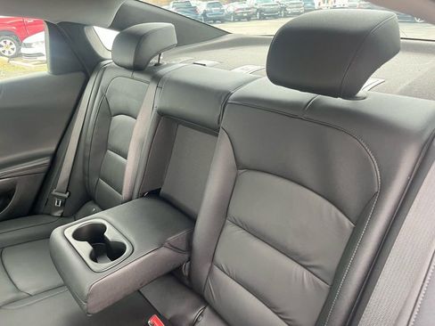 Used 2022 Chevrolet Malibu LT w/ Leather Package image 26