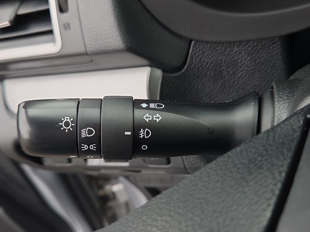 Used 2018 Subaru Forester 2.5i Premium AWD/4WD image 30