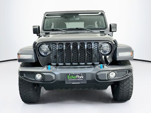 Used 2023 Jeep Wrangler Unlimited AWD/4WD image 2
