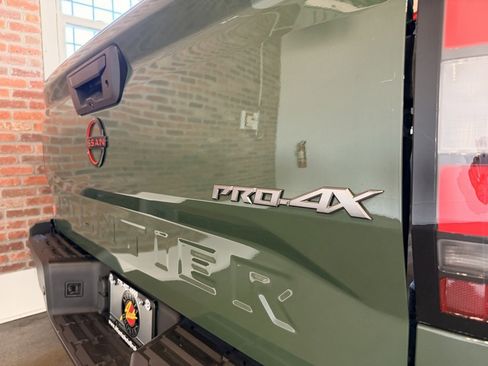 Used 2023 Nissan Frontier PRO-4X w/ Pro-4X Premium Package image 5