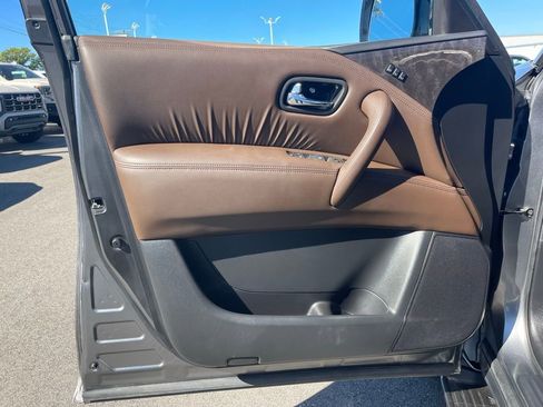Used 2024 Nissan Armada Platinum image 29
