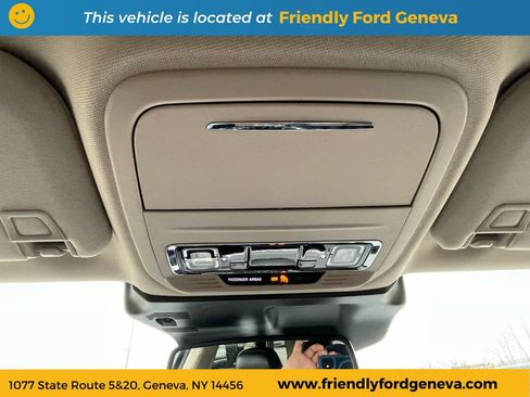 Used 2023 Lincoln Corsair AWD image 30