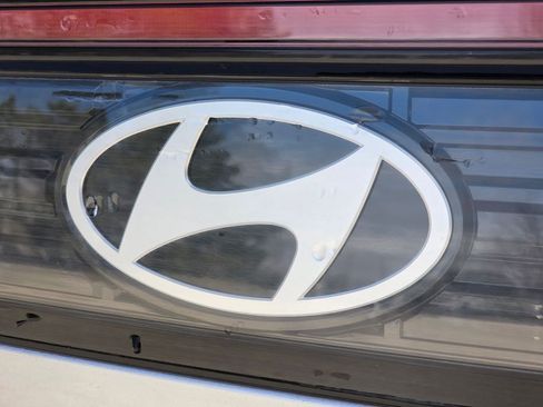 Used 2025 Hyundai Sonata SEL FWD image 13