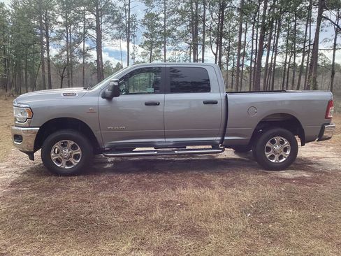 Used 2024 RAM 2500 Big Horn AWD/4WD image 2