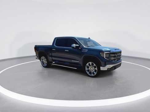 Used 2024 GMC Sierra 1500 SLT w/ SLT Premium Plus Package AWD/4WD image 13