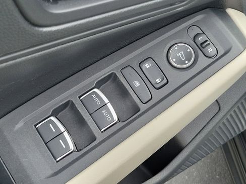 Certified 2023 Honda Accord LX image 19