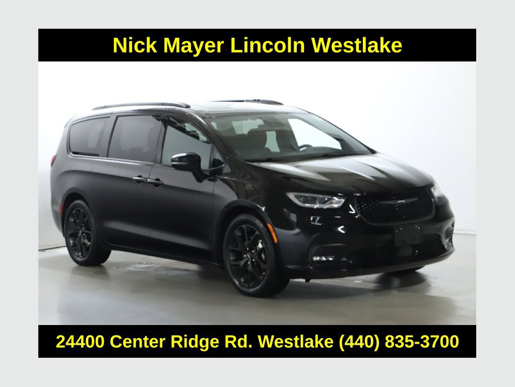 Used 2025 Chrysler Pacifica Limited FWD 360° Tour