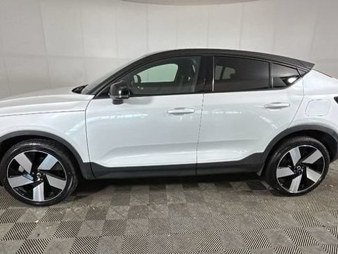 Used 2023 Volvo C40 P8 Recharge Ultimate AWD/4WD image 5