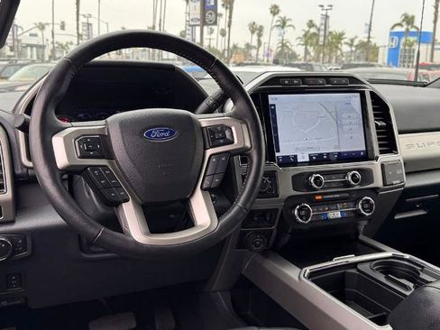 Certified 2022 Ford F250 Lariat w/ Black Appearance Package AWD/4WD image 29