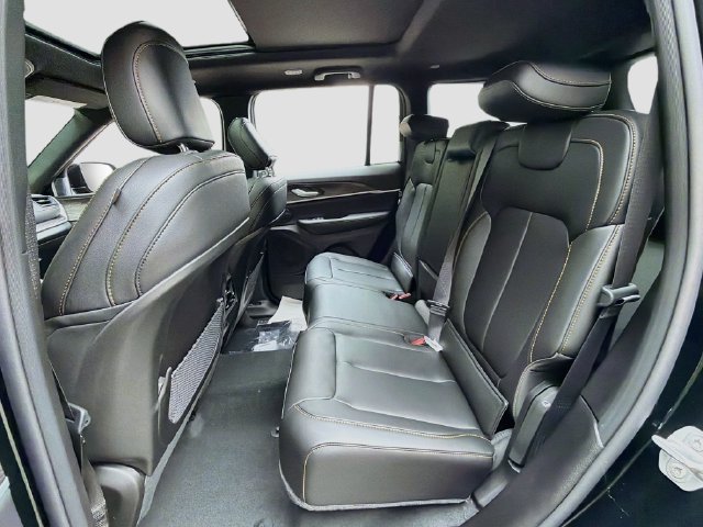 New 2026 Jeep Grand Cherokee Limited AWD/4WD image 20