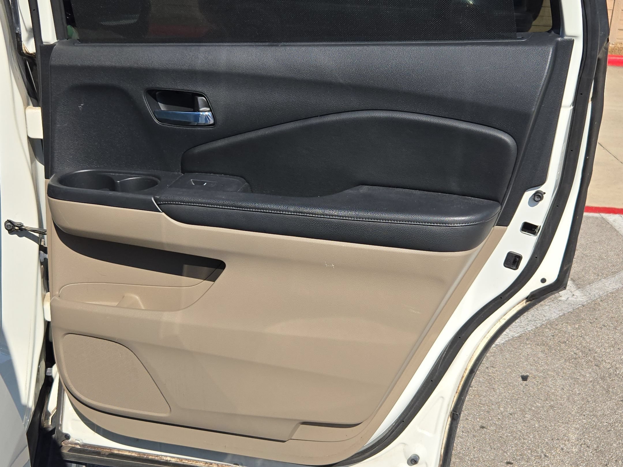 Used 2016 Honda Pilot Touring image 26