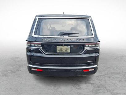 Used 2024 Jeep Grand Wagoneer Series III w/ Rear Seat Video Group 1