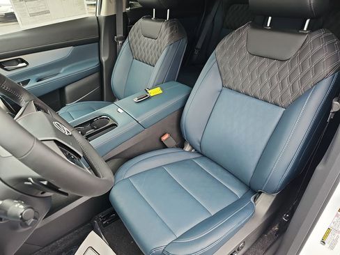 New 2026 Nissan Murano Platinum w/ Cargo Package AWD/4WD image 19