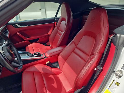 Certified 2022 Porsche 911 Carrera S RWD image 16