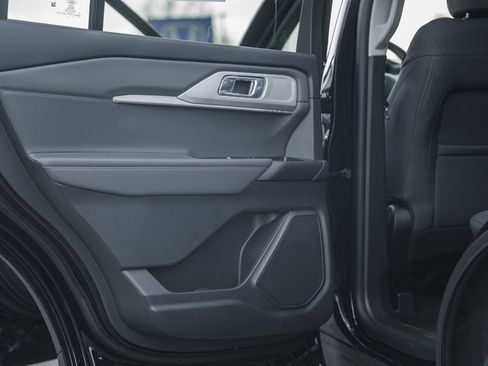 New 2026 Ford Explorer Active image 49