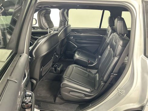 Certified 2021 Jeep Grand Cherokee L Overland w/ Advanced Protech Group III AWD/4WD image 21