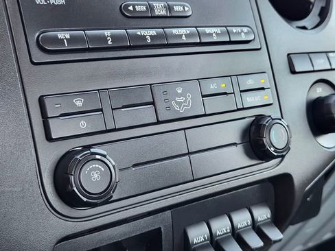 Used 2015 Ford F350 XL RWD image 14
